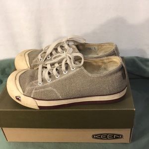 Keen Coronado Sneakers Women’s Size 9